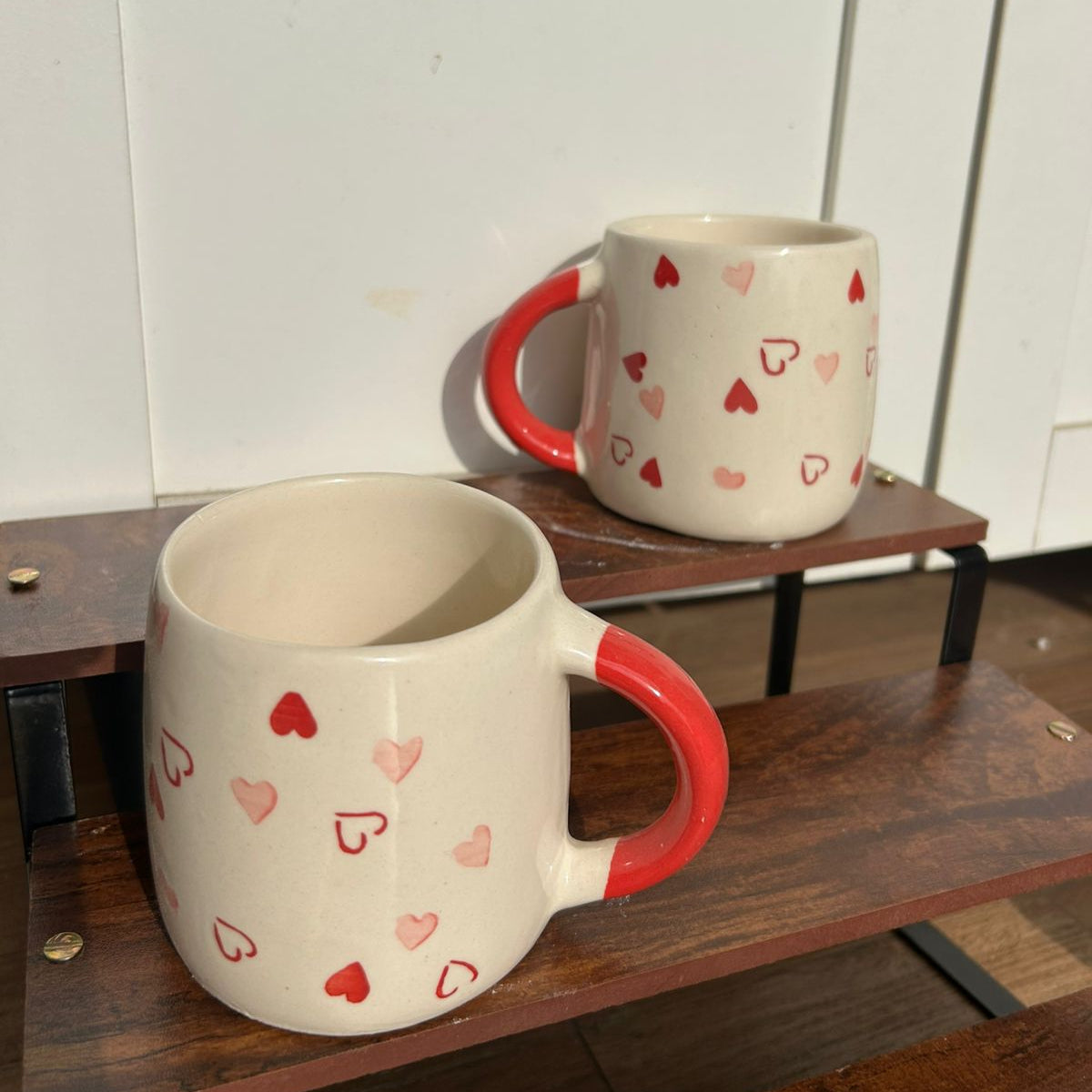 Love all Around mugs (Set of 2)