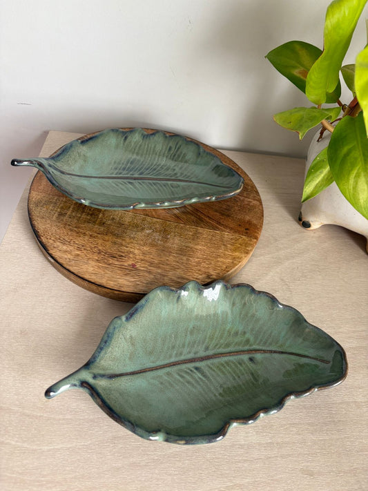 leaf snack platter